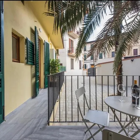Modern Apartment In Florence Exterior photo